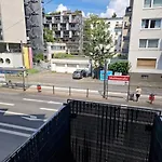 Zentrale Lage In Der Naehe Von Der Uni ,neumarkt Und Messe Nur 5 Stationen ケルン