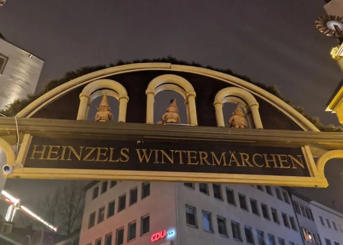 Apartment Zentrale Lage In Der Naehe Von Der Uni ,neumarkt Und Messe Nur 5 Stationen Köln